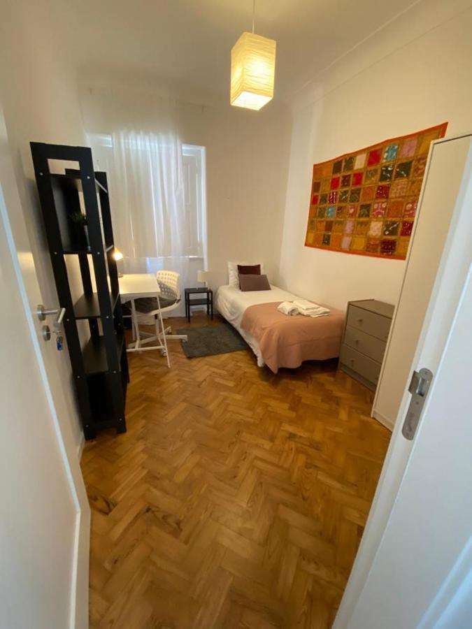 Good Time Airport In Lisbon Hotel Екстериор снимка